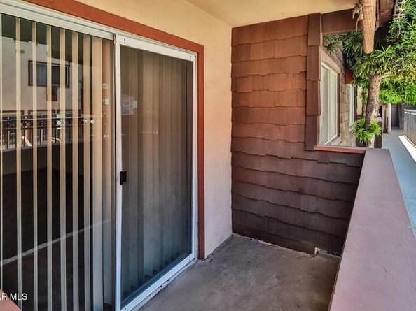 5349 Newcastle Avenue 28, Encino CA 91316