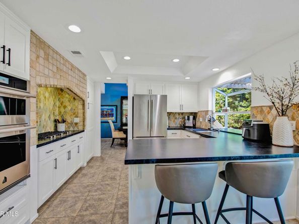 5676 Walnut Ridge Drive, Agoura Hills CA 91301