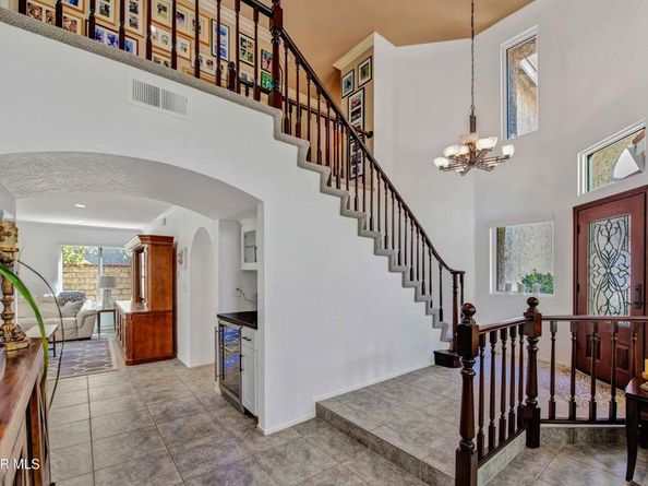 5676 Walnut Ridge Drive, Agoura Hills CA 91301