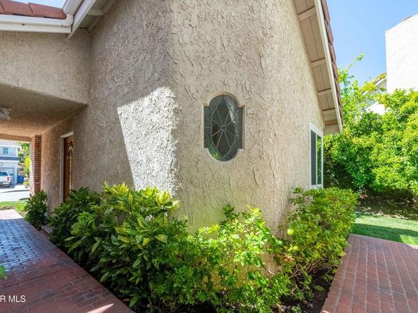 5676 Walnut Ridge Drive, Agoura Hills CA 91301