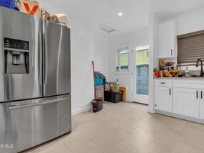 5847 S Wilton Place 5849, Los Angeles CA 90047