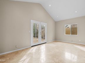 17400 Hemmingway Street, Northridge CA 91325