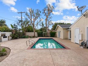 17400 Hemmingway Street, Northridge CA 91325