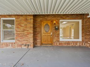 17400 Hemmingway Street, Northridge CA 91325