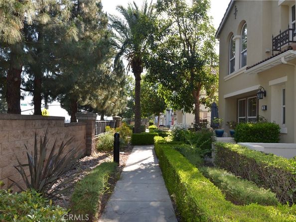 15723 Parkhouse Drive 40, Fontana CA 92336