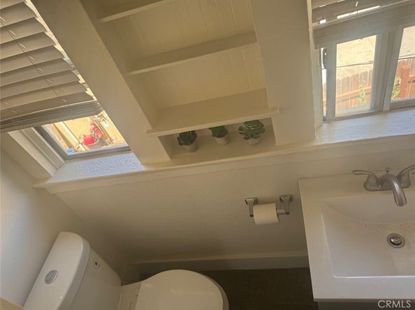 788 E 40th Place, Los Angeles CA 90011