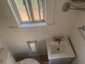 788 E 40th Place, Los Angeles CA 90011