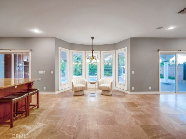 322 E 19th Street, Upland CA 91784