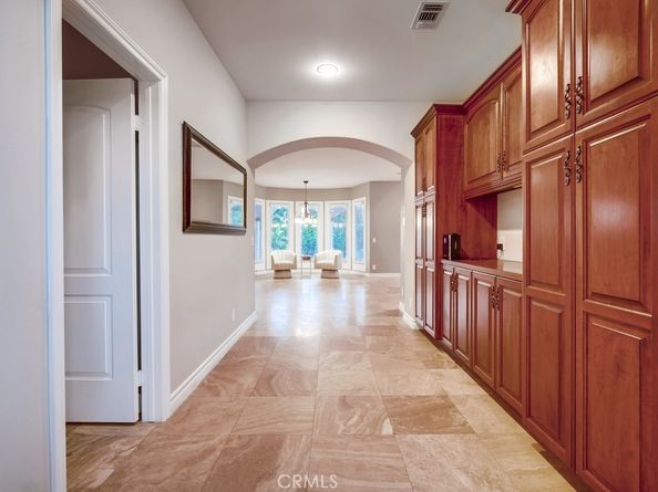 322 E 19th Street, Upland CA 91784