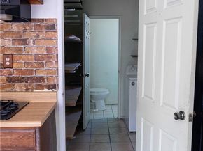 1233 w 38th st, Los Angeles CA 90037