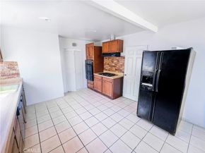 1233 w 38th st, Los Angeles CA 90037