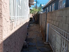 1233 w 38th st, Los Angeles CA 90037