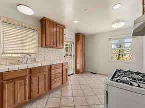 8248 Mannix, Los Angeles CA 90046