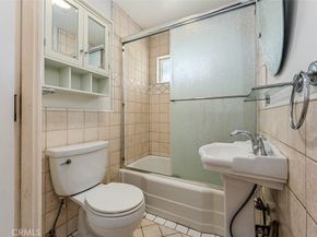 8248 Mannix, Los Angeles CA 90046