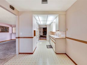 6014 N Fairvale Drive, Azusa CA 91702