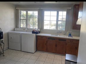 1658 W 109th Place, Los Angeles CA 90047