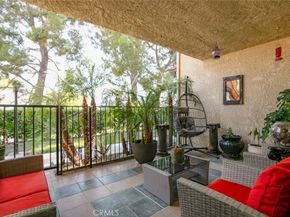 9520 Via Tivoli, Burbank CA 91504