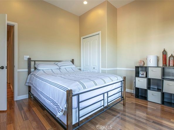 1301 Corona Drive, Glendale CA 91205