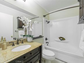 6520 Tampa Avenue 6, Reseda CA 91335