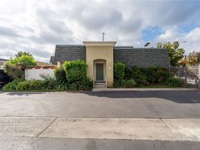 6520 Tampa Avenue 6, Reseda CA 91335