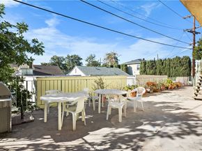 121 Sinclair Avenue 225, Glendale CA 91206