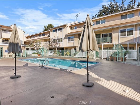 121 Sinclair Avenue 225, Glendale CA 91206