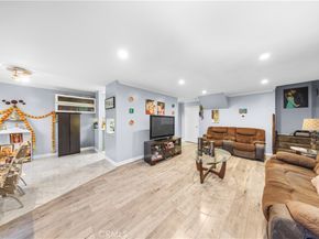 121 Sinclair Avenue 225, Glendale CA 91206