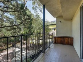 7951 Glenties Lane, Sunland CA 91040