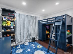 5481 Ocean View Boulevard, La Canada Flintridge CA 91011