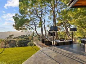 5481 Ocean View Boulevard, La Canada Flintridge CA 91011