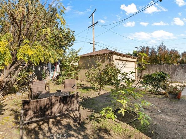 815 Omar Street, Glendale CA 91202