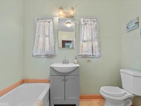 815 Omar Street, Glendale CA 91202