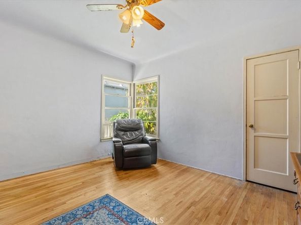 815 Omar Street, Glendale CA 91202