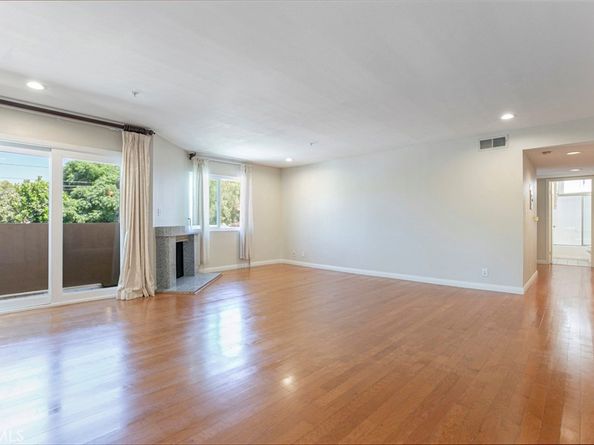400 N 6th Street 202, Burbank CA 91501