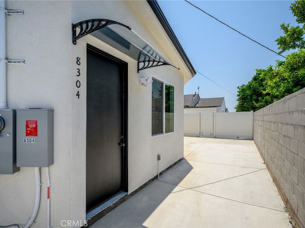 8302 Webb Avenue, Sun Valley CA 91352