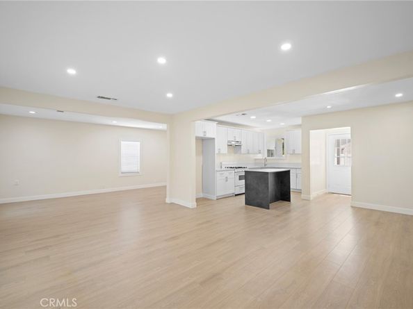8302 Webb Avenue, Sun Valley CA 91352