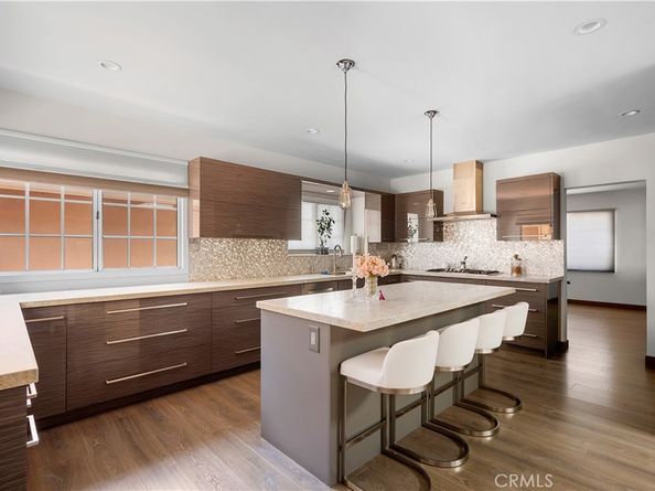 1659 Puebla Drive, Glendale CA 91207