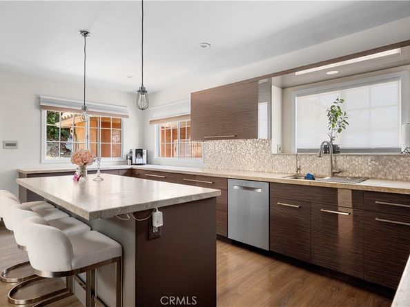 1659 Puebla Drive, Glendale CA 91207