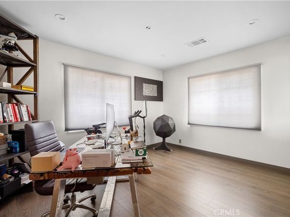 1659 Puebla Drive, Glendale CA 91207