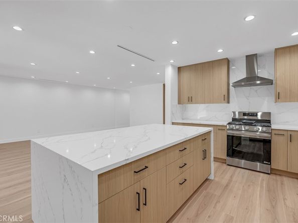 8369 Vine Valley Drive, Sun Valley CA 91352
