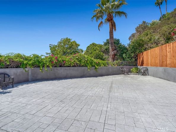 8369 Vine Valley Drive, Sun Valley CA 91352