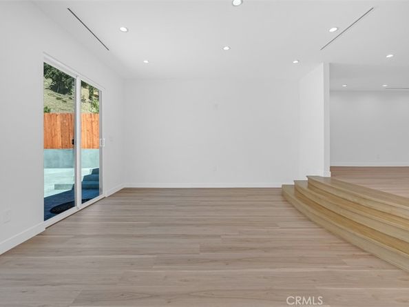 8369 Vine Valley Drive, Sun Valley CA 91352