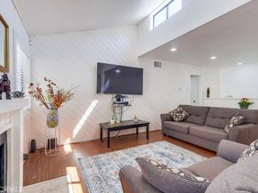 10435 Newhome Avenue 7, Sunland CA 91040