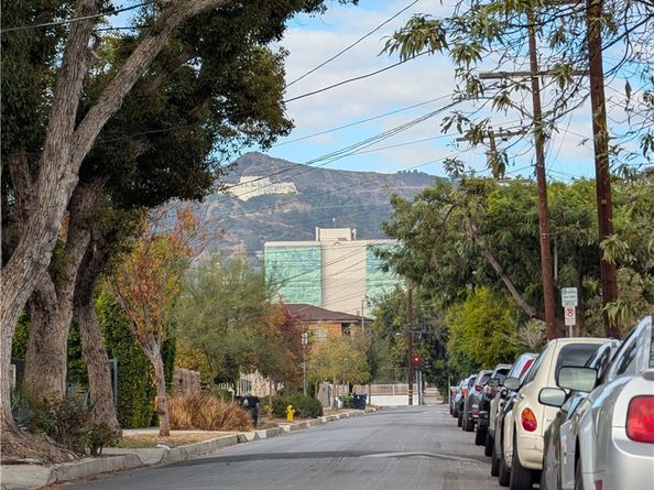 1174 N Alexandria Avenue, Los Angeles CA 90029