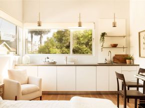 936 Milwood Avenue, Venice CA 90291