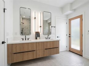 2672 Newell St, Los Angeles CA 90039