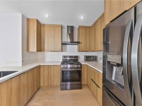 2672 Newell St, Los Angeles CA 90039