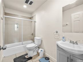 844 W 78th Street, Los Angeles CA 90044
