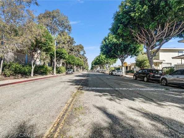 12530 Birch, Hawthorne CA 90250