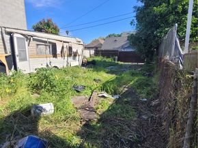 4010 Wall, Los Angeles CA 90011